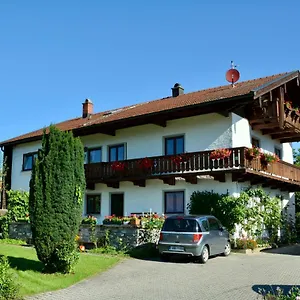 https://ferienwohnung-am-chiemsee-ubersee.com-bavaria.com