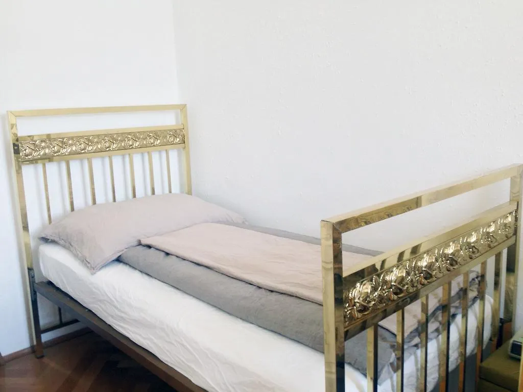 Big Vintage Style Flat Near Schonbrunn Apartment Vienna Austria