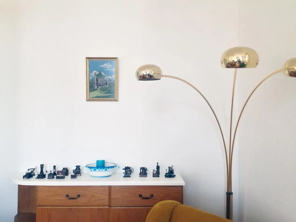 Big Vintage Style Flat Near Schonbrunn Apartment Vienna