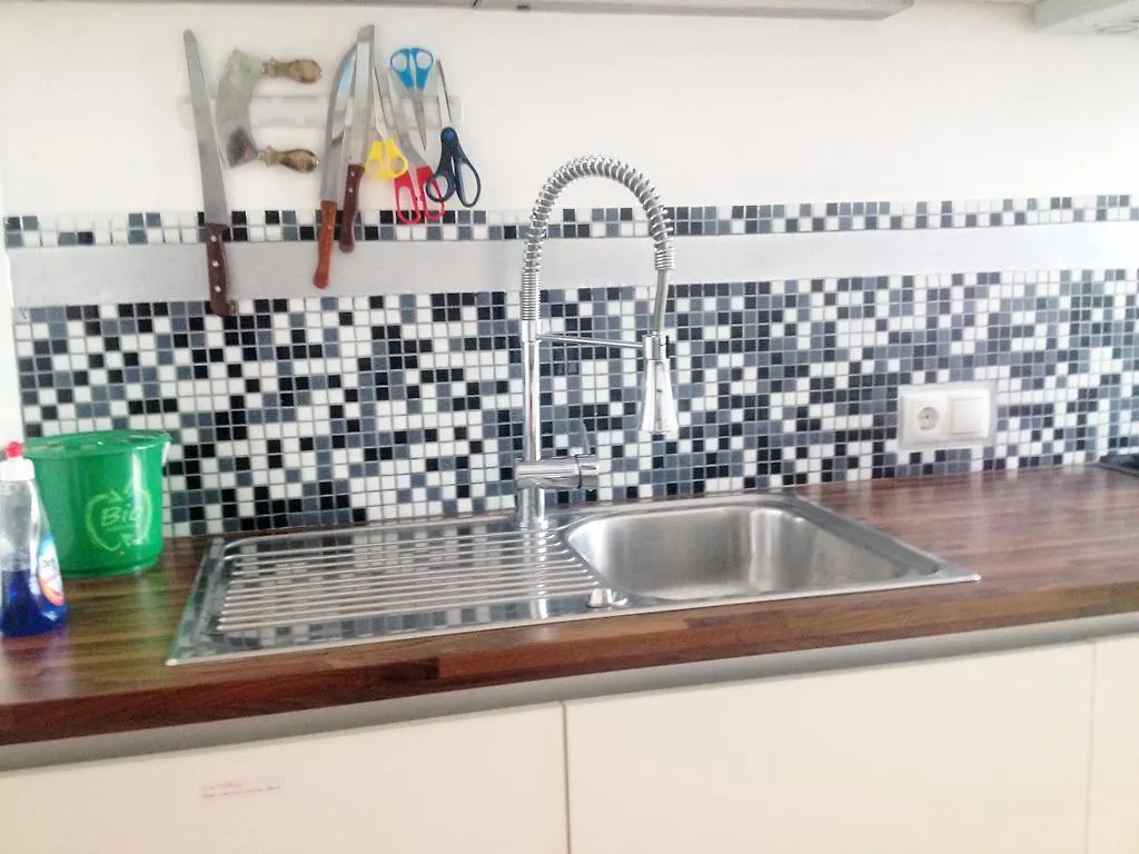 Big Vintage Style Flat Near Schonbrunn Apartment Vienna